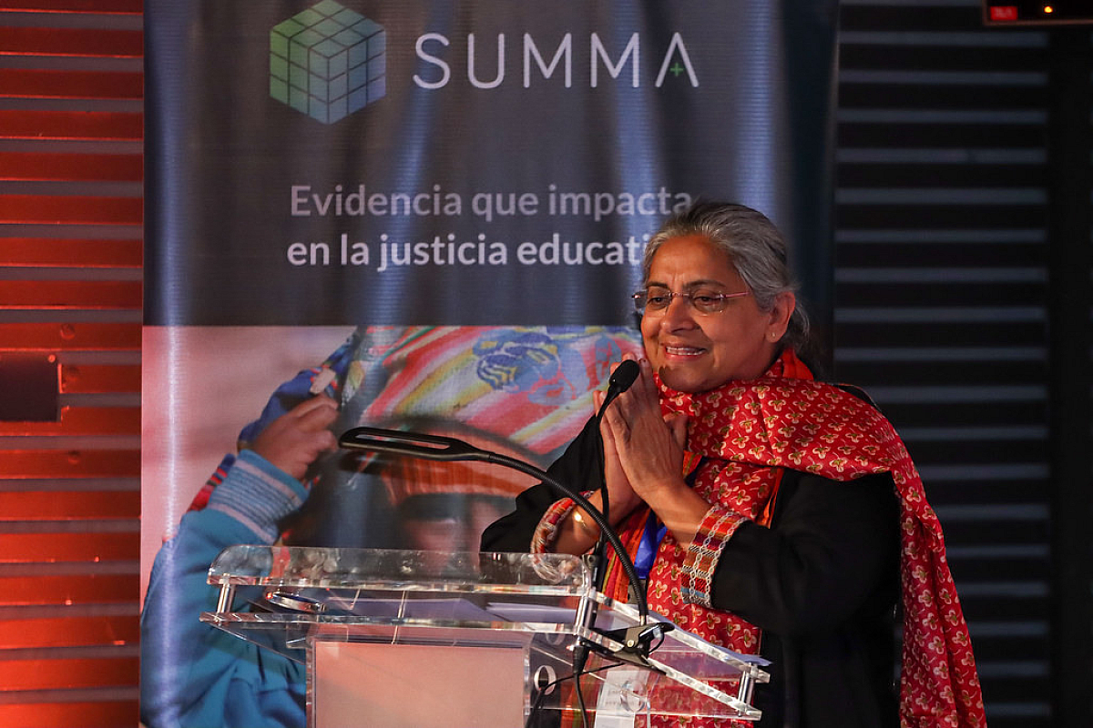 53896465977 cec2223410 b